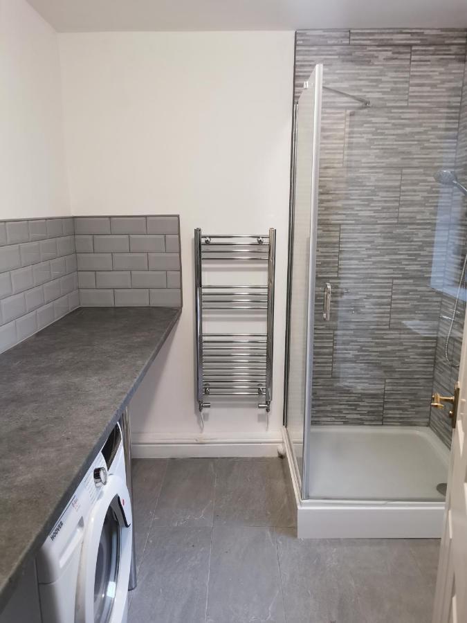 Parkside House 3 Bedroom 2 Bathroom. Parking. Barrow-in-Furness ภายนอก รูปภาพ